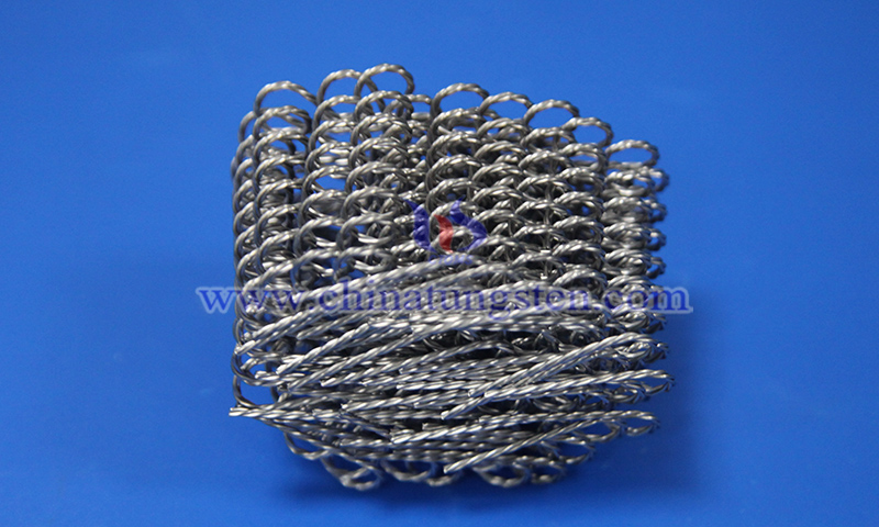 triple-strand twisted tungsten heater picture
